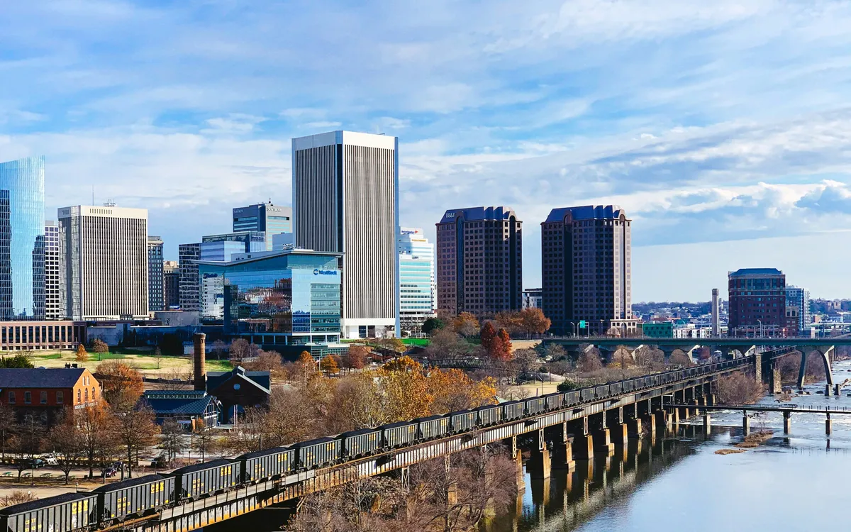 Leisr Stays vacation rentals in Virginia